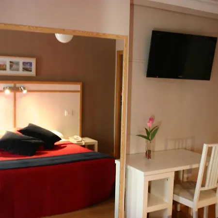 בית הארחה Mara א-קורוניה